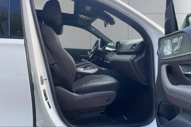 Mercedes-Benz GLS 400 (Clasa GLS) din 2023 cu 51.742 km - oferta MER255406 - foto 20