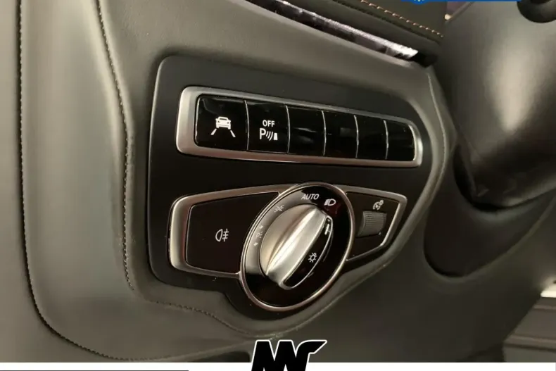 Mercedes-Benz G 400 (Clasa G) din 2023 cu 120.000 km - oferta MER255407 - foto 17