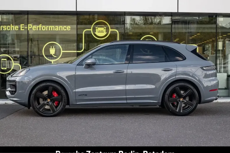 Porsche Cayenne din 2025 cu 12.638 km - oferta POR255411 - foto 3