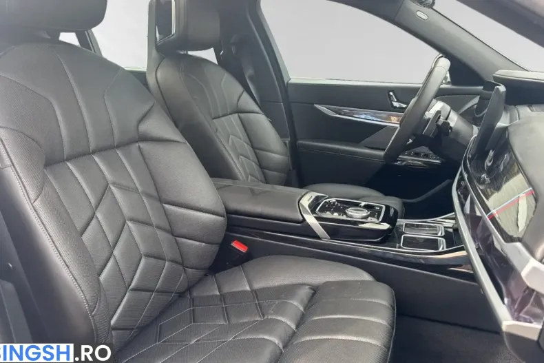 BMW 740 (Seria 7) din 2025 cu 6.700 km - oferta BMW255428 - foto 11