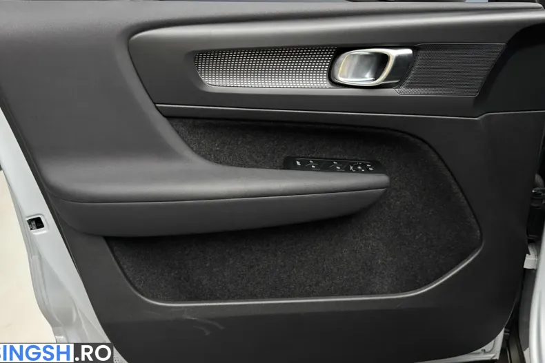 Volvo XC40 din 2022 cu 42.000 km - oferta VOL255433 - foto 19