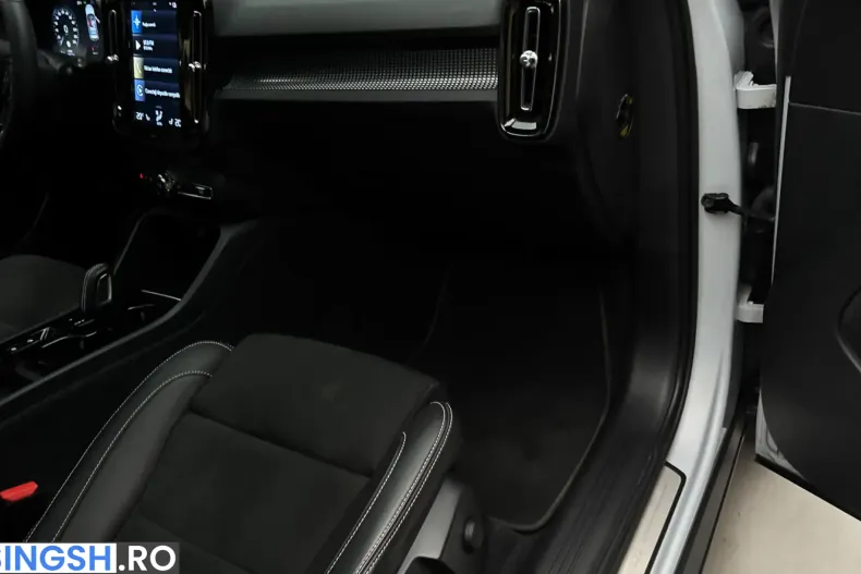 Volvo XC40 din 2022 cu 42.000 km - oferta VOL255433 - foto 31