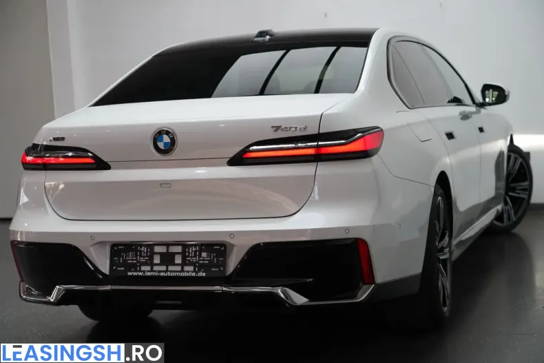 BMW 740 (Seria 7) din 2025 cu 20.000 km - oferta BMW255444 - foto 4