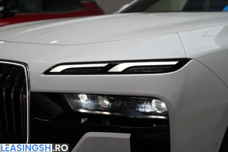 BMW 740 (Seria 7) din 2025 cu 20.000 km - oferta BMW255444 - foto 7