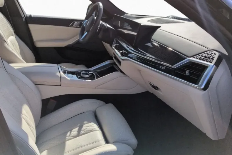 BMW X6 (Seria X) din 2025 cu 8.138 km - oferta BMW255475 - foto 15
