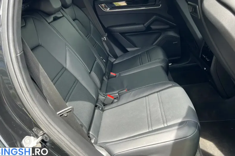 Porsche Cayenne din 2024 cu 27.900 km - oferta POR255485 - foto 9