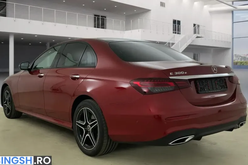 Mercedes-Benz E 300 (Clasa E) din 2022 cu 48.330 km - oferta MER255487 - foto 5