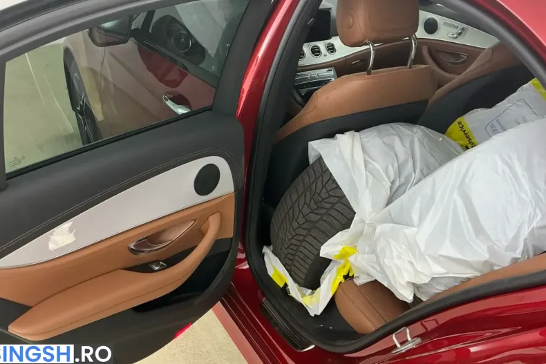 Mercedes-Benz E 300 (Clasa E) din 2022 cu 48.330 km - oferta MER255487 - foto 14