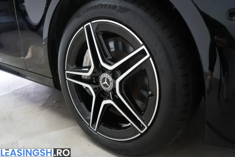 Mercedes-Benz E 300 (Clasa E) din 2021 cu 73.000 km - oferta MER255488 - foto 45