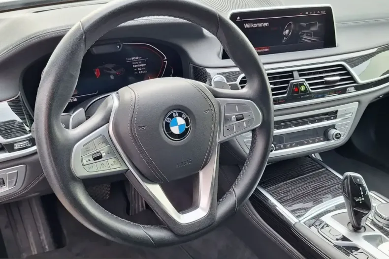 BMW 730 (Seria 7) din 2022 cu 84.531 km - oferta BMW255493 - foto 9