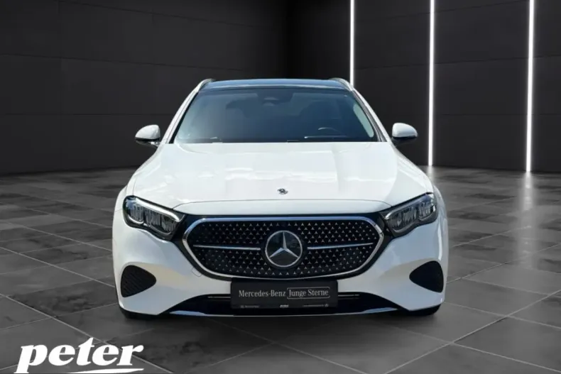 Mercedes-Benz E 220 (Clasa E) din 2025 cu 15.589 km - oferta MER255495 - foto 2
