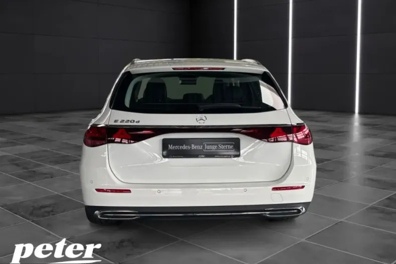 Mercedes-Benz E 220 (Clasa E) din 2025 cu 14.789 km - oferta MER255496 - foto 4
