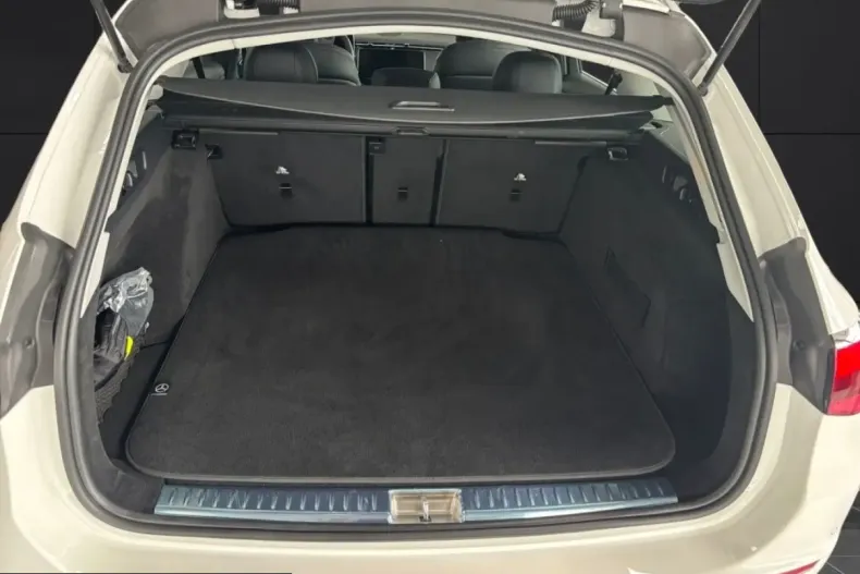 Mercedes-Benz E 220 (Clasa E) din 2025 cu 14.789 km - oferta MER255496 - foto 15