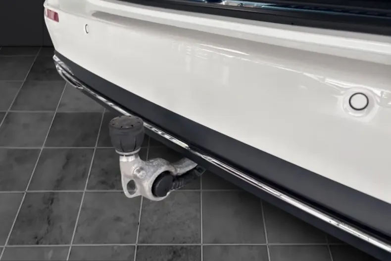 Mercedes-Benz E 220 (Clasa E) din 2025 cu 14.789 km - oferta MER255496 - foto 17