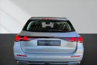 Mercedes-Benz E 300 (Clasa E) din 2025 cu 25.100 km - oferta MER255498 - foto 7