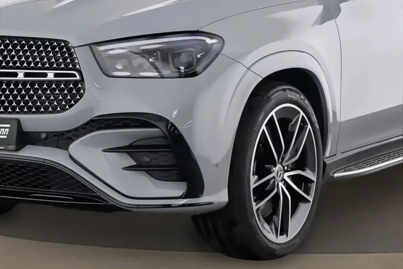 Mercedes-Benz GL 320 (Clasa GL) din 2025 cu 39.900 km - oferta MER255501 - foto 4