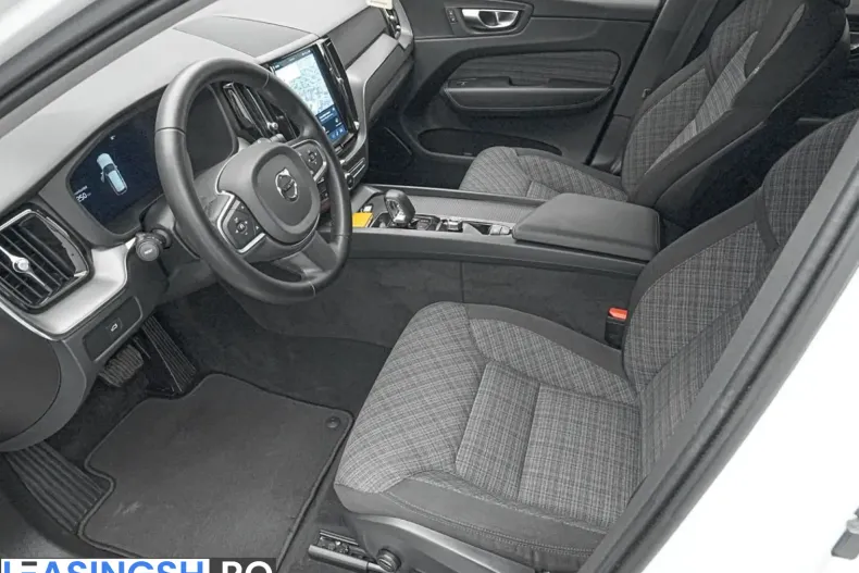 Volvo XC60 din 2025 cu 150.000 km - oferta VOL255502 - foto 3
