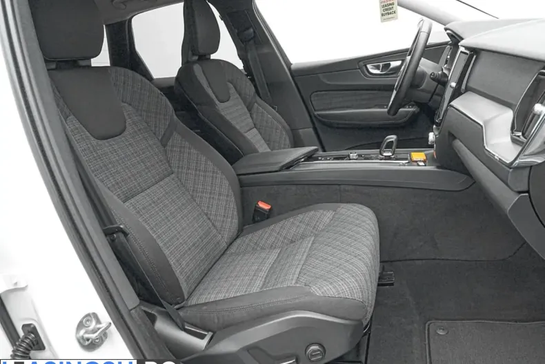 Volvo XC60 din 2025 cu 150.000 km - oferta VOL255502 - foto 6