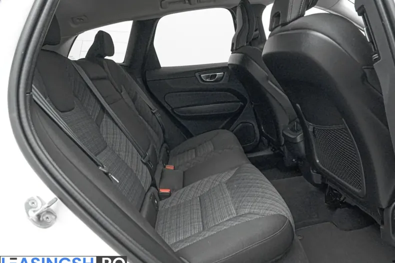 Volvo XC60 din 2025 cu 150.000 km - oferta VOL255502 - foto 8