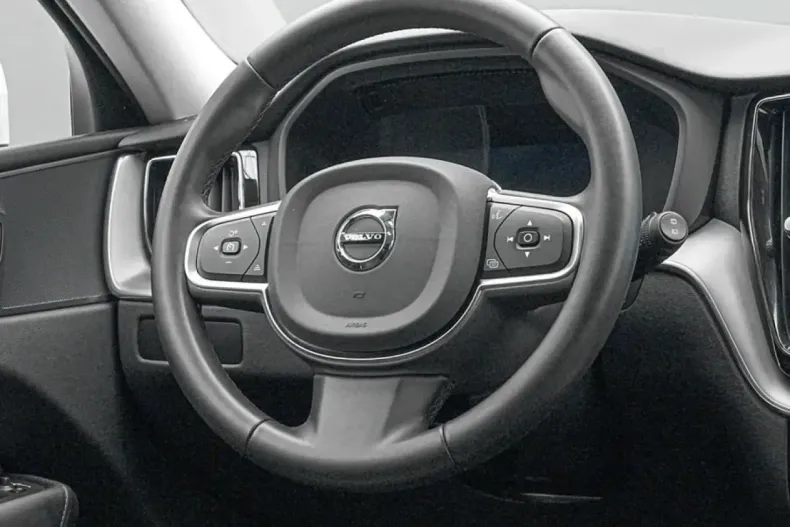 Volvo XC60 din 2025 cu 150.000 km - oferta VOL255502 - foto 9