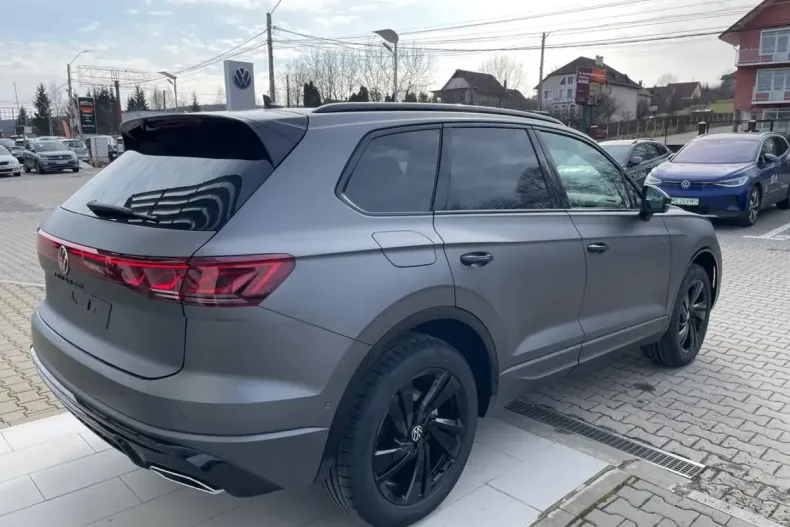 Volkswagen Touareg din 2025 cu 1.800 km - oferta VOL255505 - foto 31