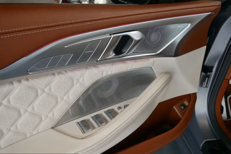BMW M8 (Seria 8) din 2022 cu 36.270 km - oferta BMW255506 - foto 14