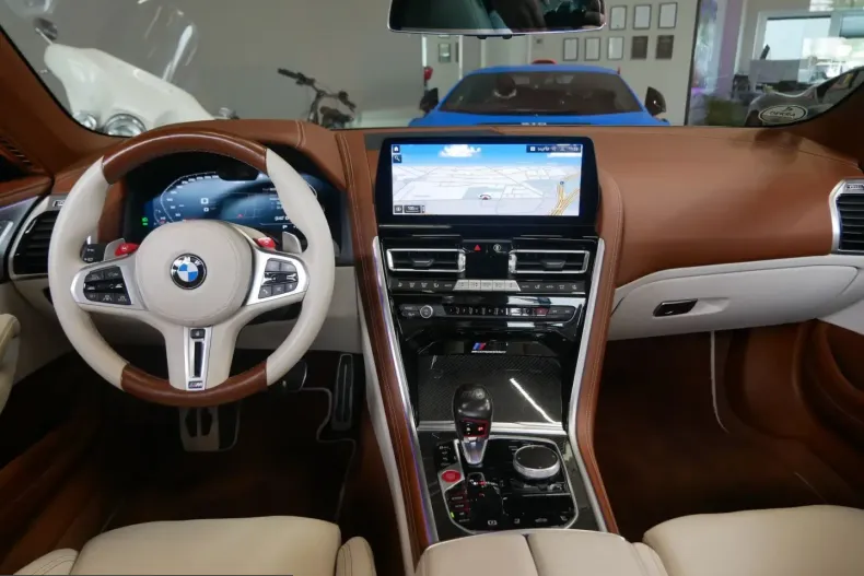 BMW M8 (Seria 8) din 2022 cu 36.270 km - oferta BMW255506 - foto 16