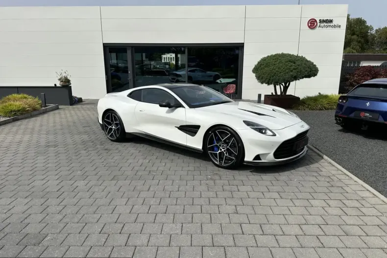 Aston Martin Vanquish din 2024 cu 13.000 km - oferta AST255522 - foto 2