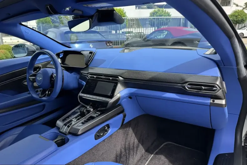 Aston Martin Vanquish din 2024 cu 13.000 km - oferta AST255522 - foto 30