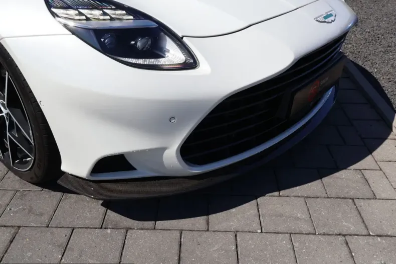 Aston Martin Vanquish din 2024 cu 13.000 km - oferta AST255523 - foto 3