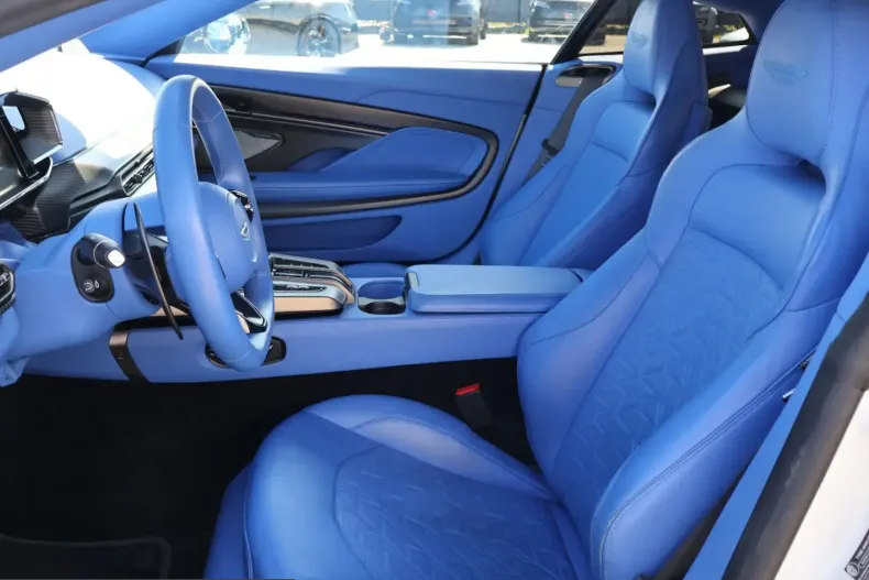 Aston Martin Vanquish din 2024 cu 13.000 km - oferta AST255523 - foto 21
