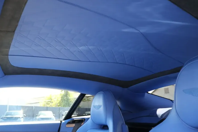 Aston Martin Vanquish din 2024 cu 13.000 km - oferta AST255523 - foto 26