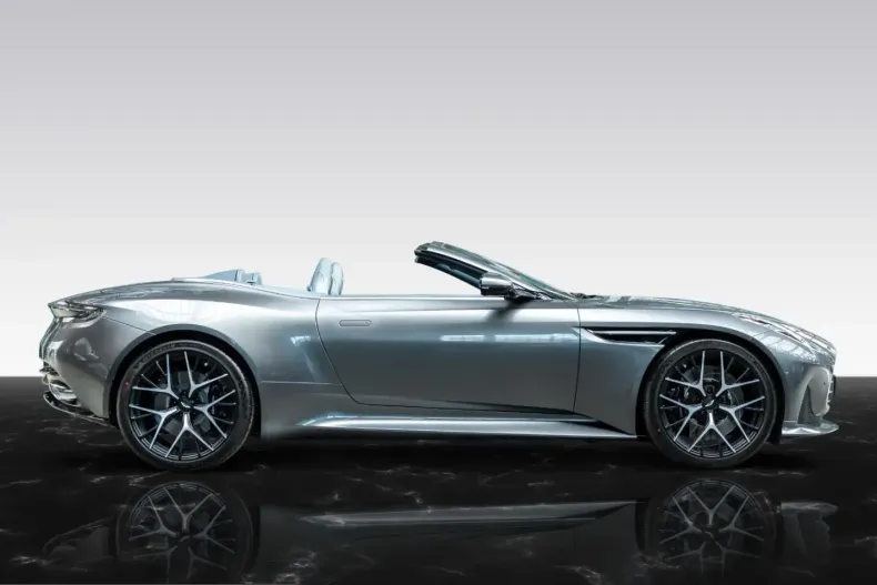 Aston Martin DB12 din 2024 cu 9.850 km - oferta AST255524 - foto 5