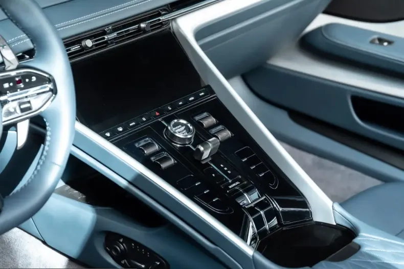 Aston Martin DB12 din 2024 cu 9.850 km - oferta AST255524 - foto 27
