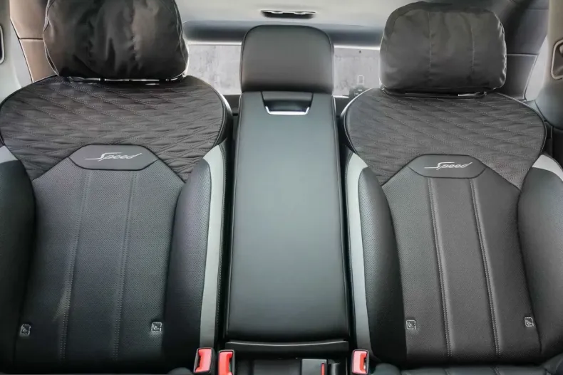 Bentley Bentayga din 2025 cu 8.600 km - oferta BEN255529 - foto 25