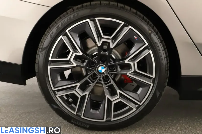 BMW 540 (Seria 5) din 2025 cu 23.007 km - oferta BMW255544 - foto 12