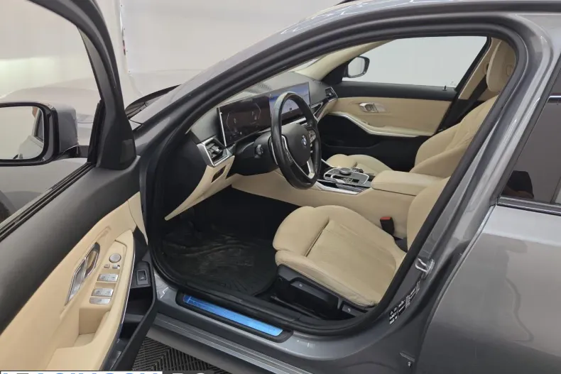 BMW 320 (Seria 3) din 2023 cu 150.643 km - oferta BMW255546 - foto 7