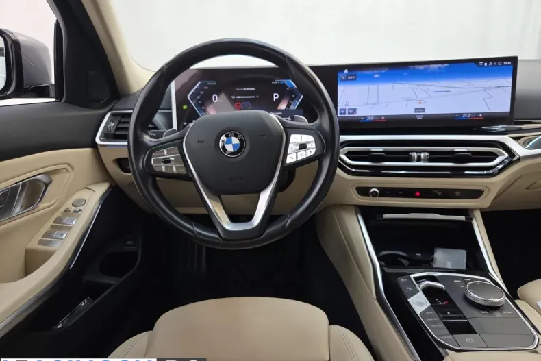 BMW 320 (Seria 3) din 2023 cu 150.643 km - oferta BMW255546 - foto 11