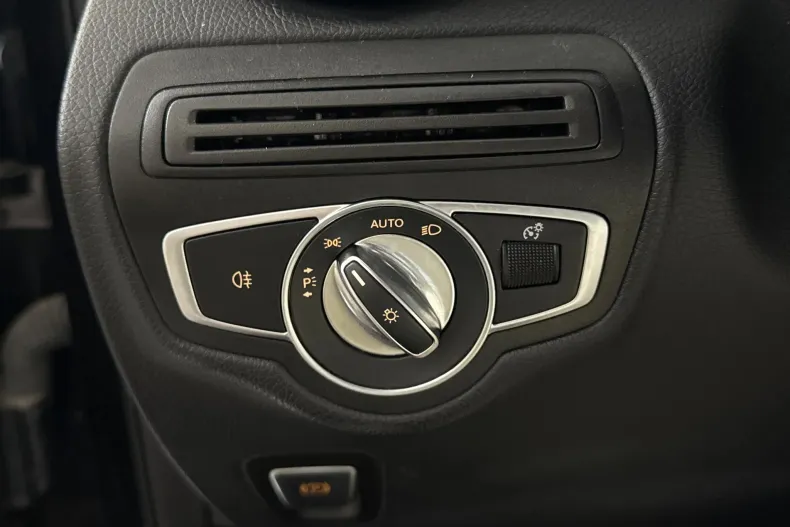 Mercedes-Benz GLC din 2021 cu 92.157 km - oferta MER255554 - foto 15