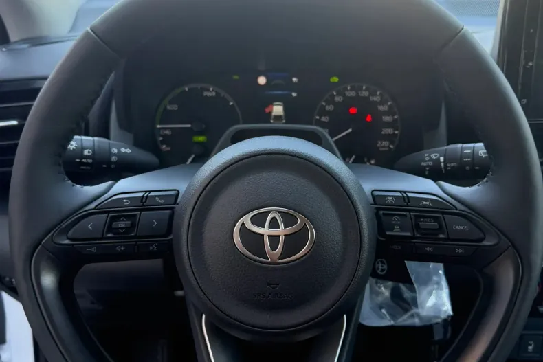 Toyota Yaris din 2026 cu 3.000 km - oferta TOY255559 - foto 11