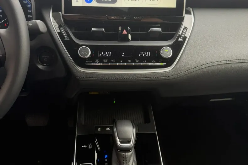 Toyota Corolla Cross din 2026 cu 8.000 km - oferta TOY255561 - foto 14