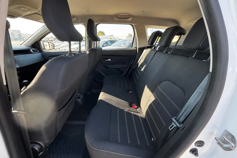 Dacia Duster din 2023 cu 23.043 km - oferta DAC255564 - foto 6