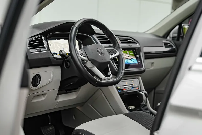 Volkswagen Tiguan din 2021 cu 110.200 km - oferta VOL255565 - foto 26