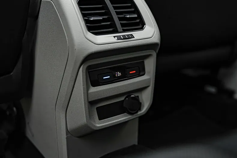 Volkswagen Tiguan din 2021 cu 110.200 km - oferta VOL255565 - foto 30