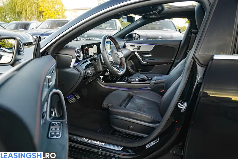 Mercedes-Benz CLA 250 (Clasa CLA) din 2021 cu 26.250 km - oferta MER255569 - foto 10