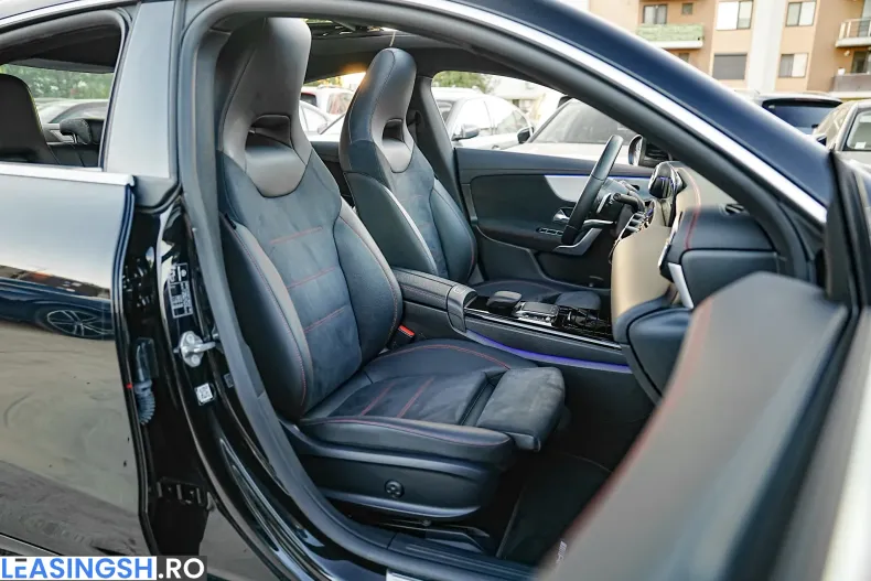 Mercedes-Benz CLA 250 (Clasa CLA) din 2021 cu 26.250 km - oferta MER255569 - foto 11