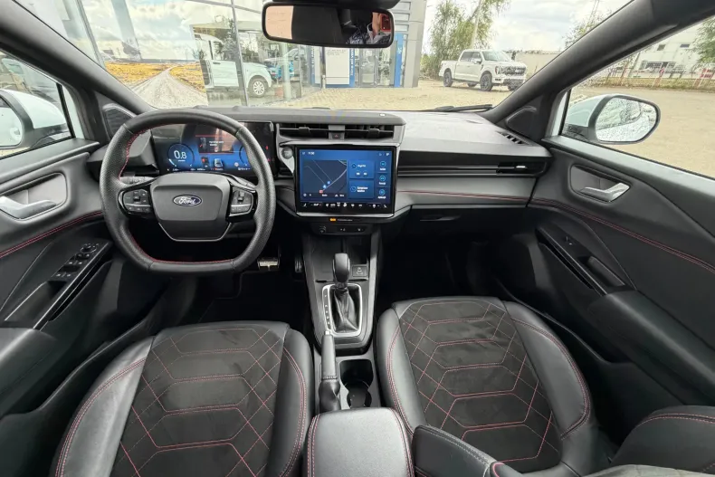 Ford Puma din 2024 cu 15.000 km - oferta FOR255575 - foto 6