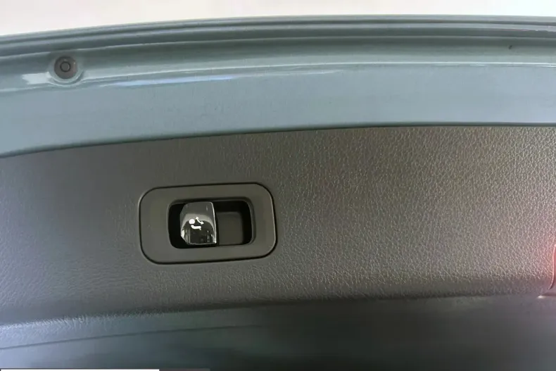 Mercedes-Benz GLC din 2025 cu 21.900 km - oferta MER255582 - foto 10