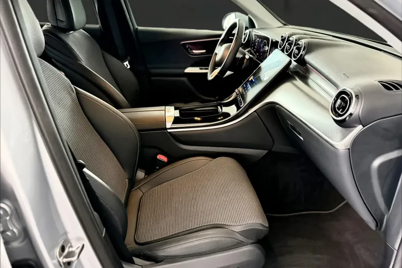 Mercedes-Benz GLC din 2023 cu 69.700 km - oferta MER255586 - foto 12