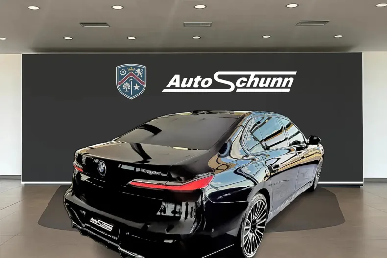 BMW 740 (Seria 7) din 2025 cu 27.480 km - oferta BMW255588 - foto 5